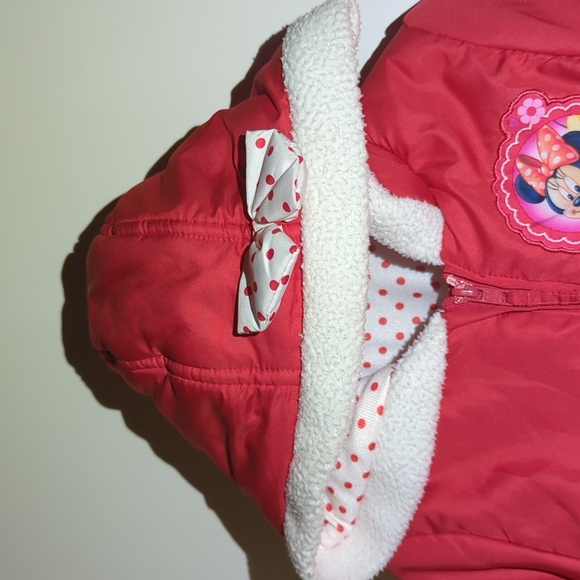 Minnie mouse puffer jacket, Disney, size 5T - Picture 5 of 11